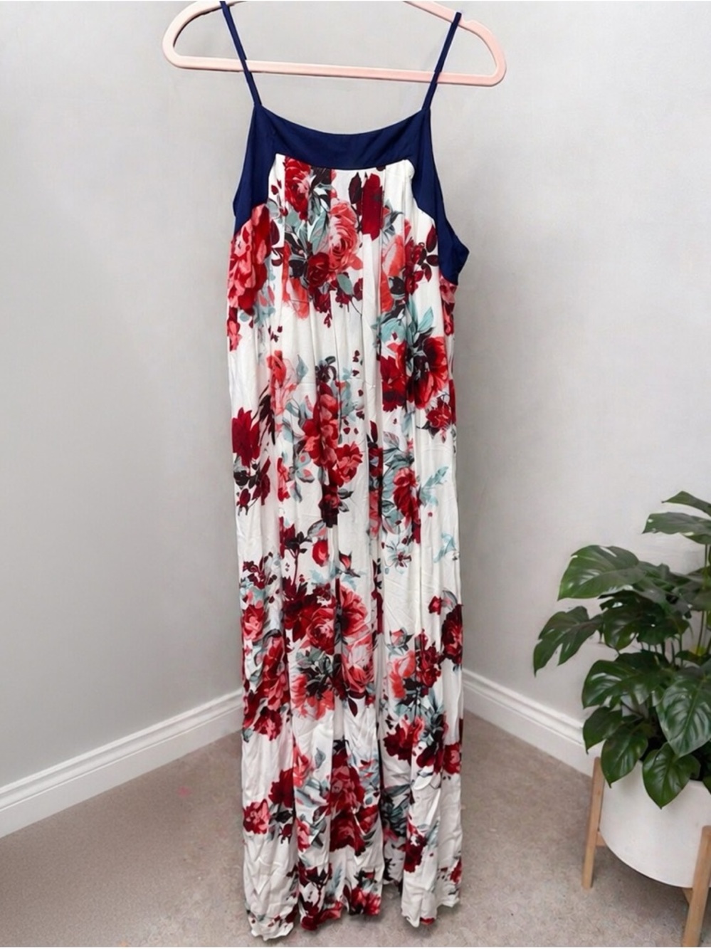 Floral Maxi Dress – Navy & Red | Size XL | Flowy Summer Vibes
